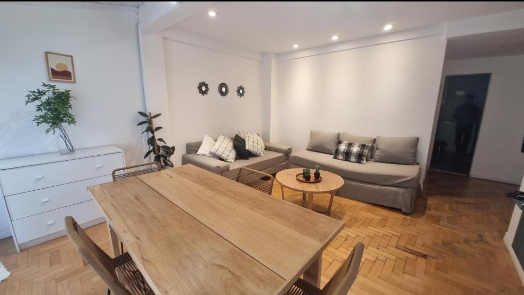 Apartment Departamento En Colegiales, Limite Con Belgrano Buenos Aires