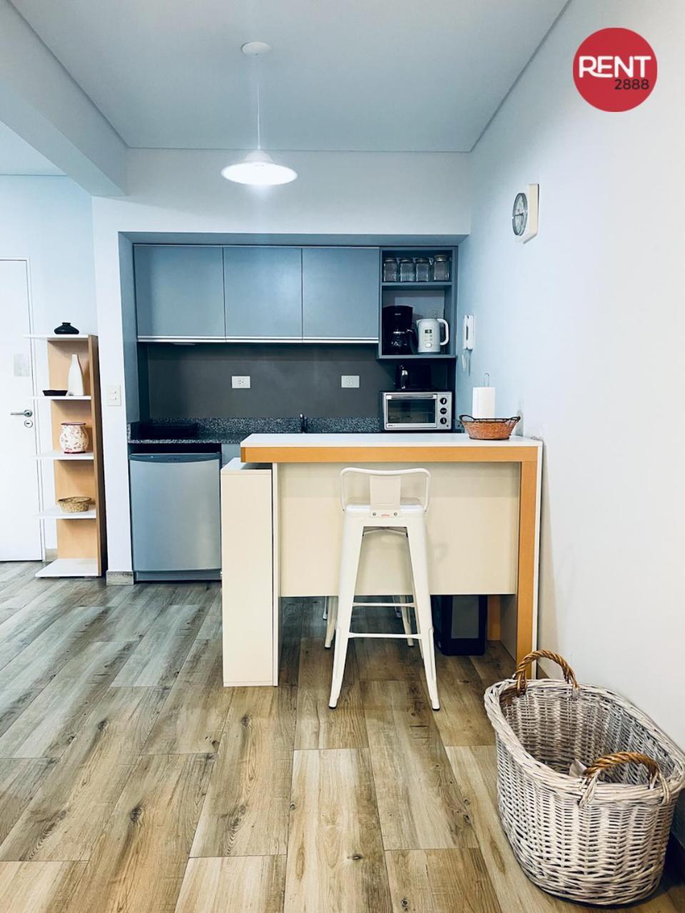 Apartment Rent 2888
