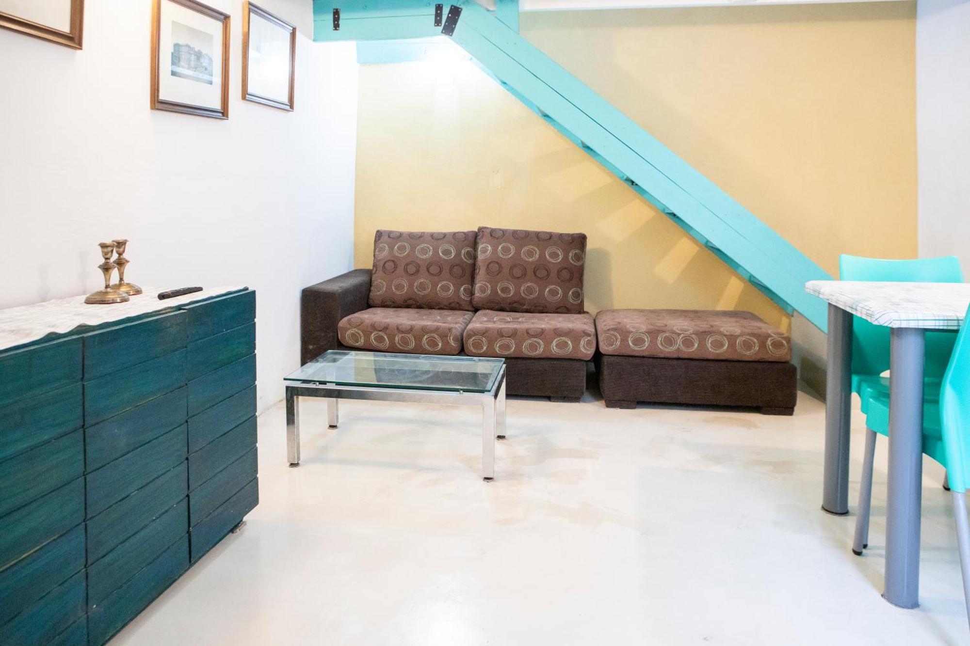 Apartment 1 *