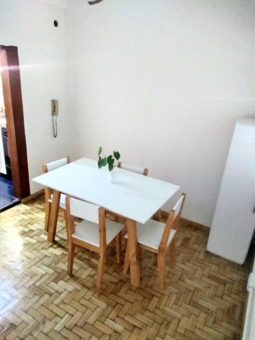 Completo En Coghlan * Buenos Aires