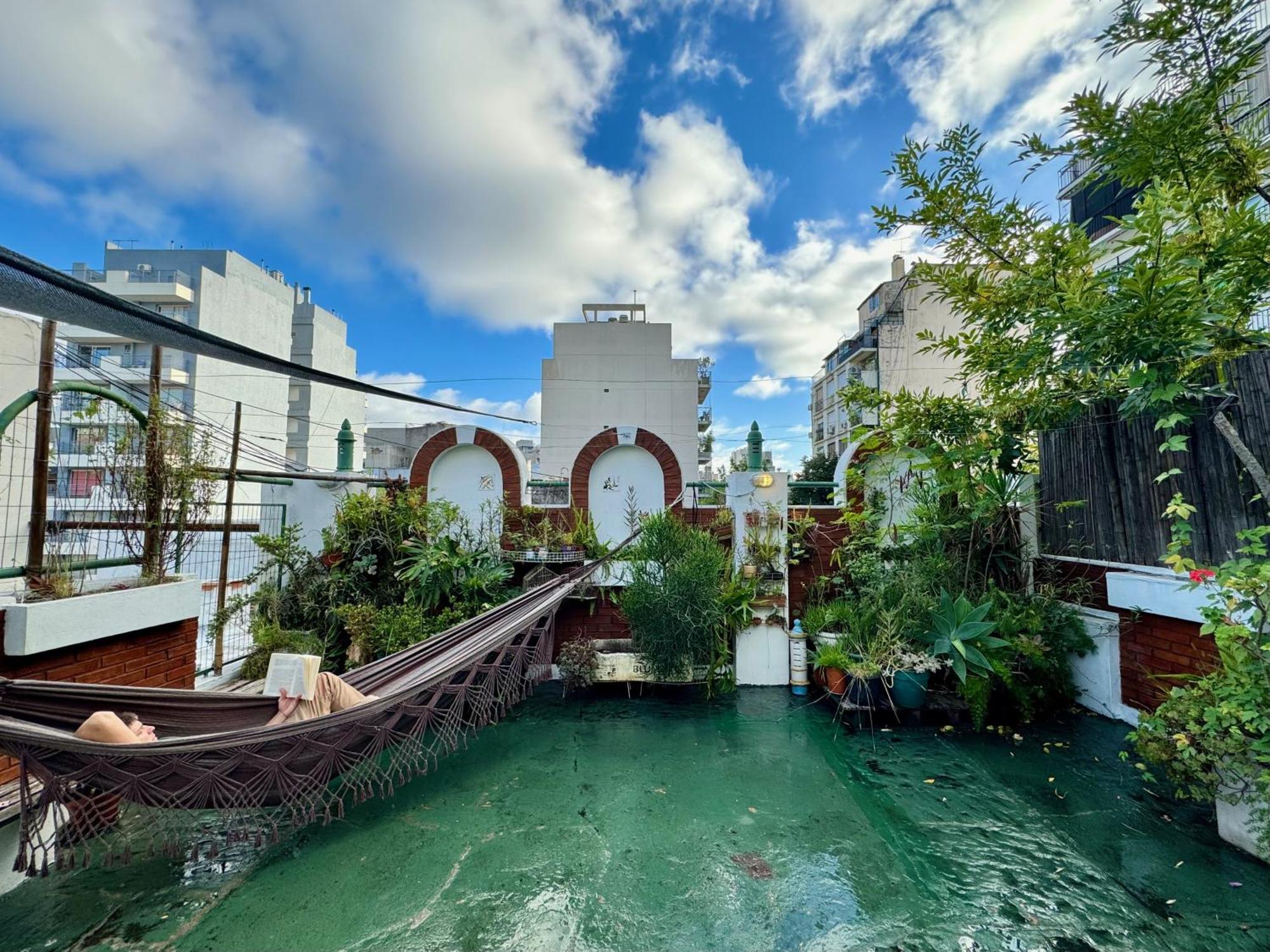 Gran Casa Pringles Con Terraza * Buenos Aires