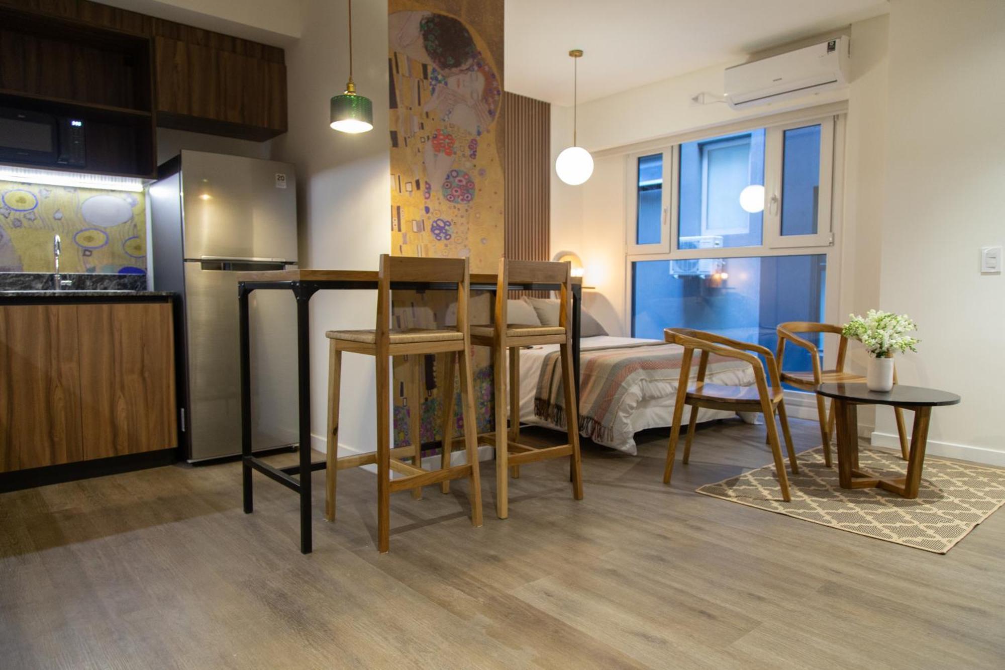 Dahlia Deluxe Studio Apartment *