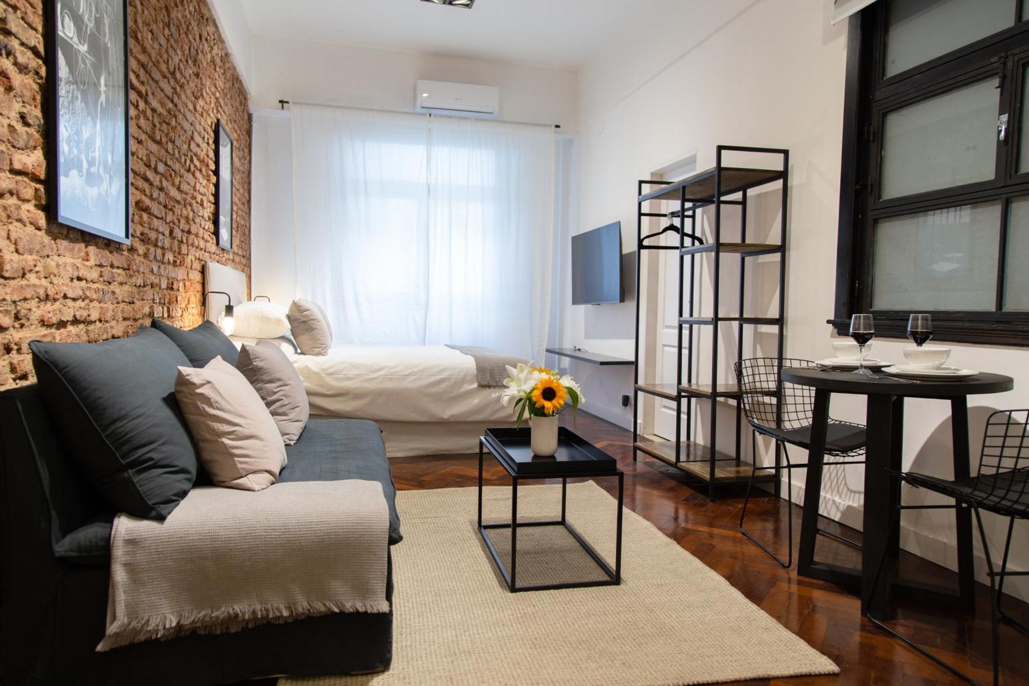 Loft Style Beautiful Studio Apartment