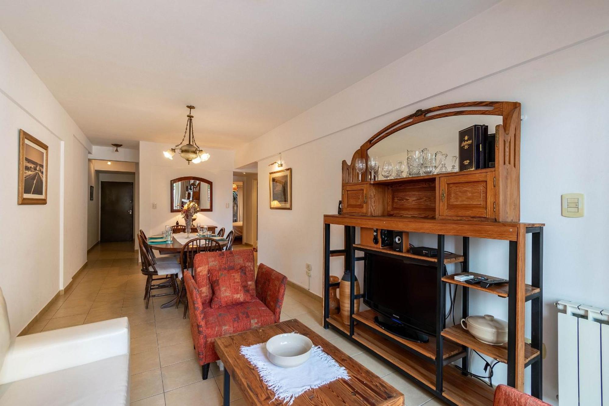Espacioso Departamento Con Cochera En Recoleta Apartment