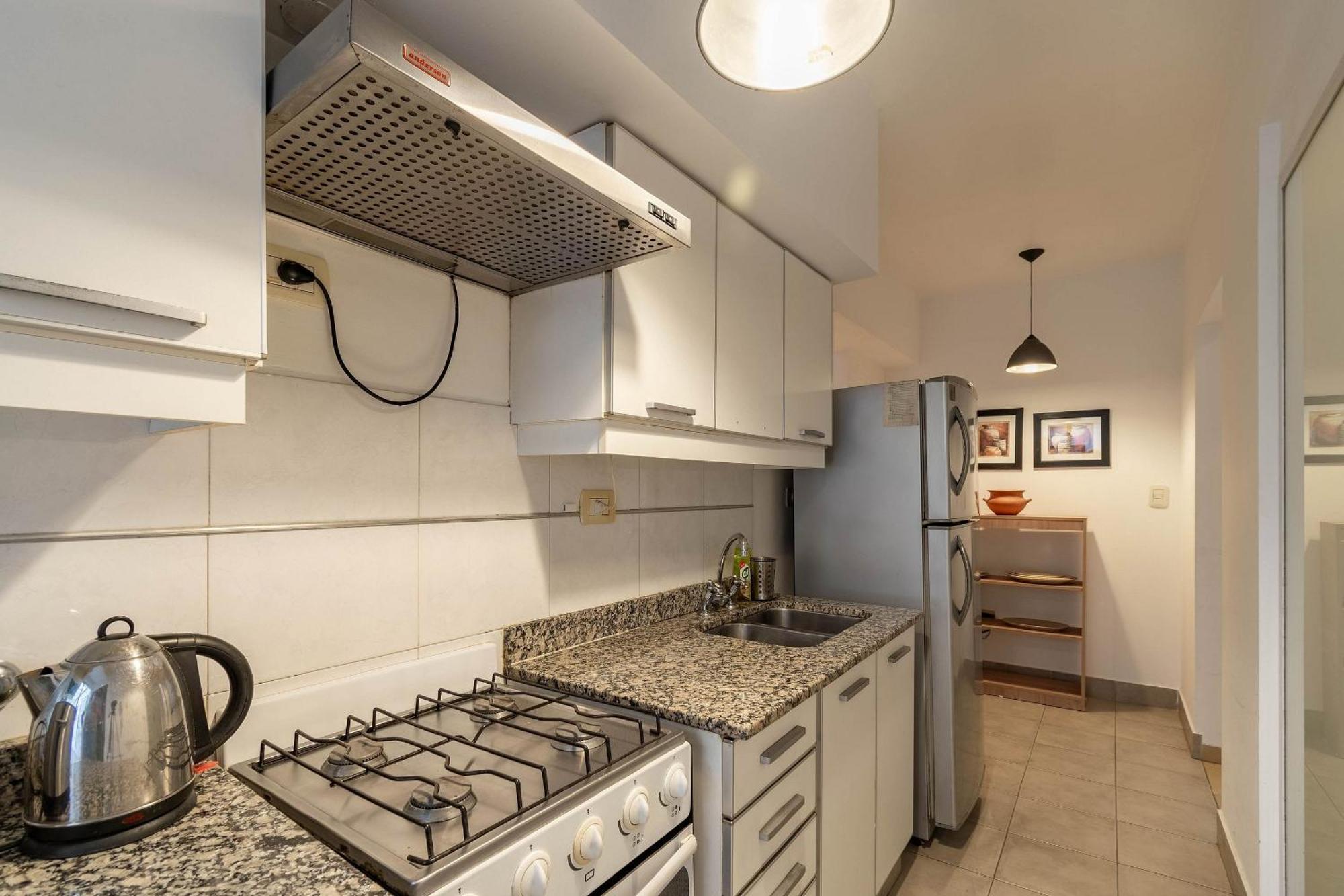 Espacioso Departamento Con Cochera En Recoleta Apartment *