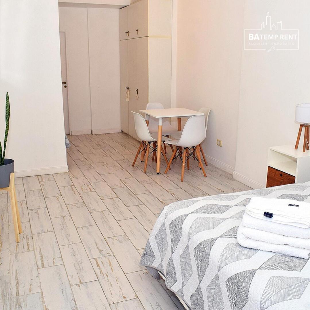 Esmeralda Petite Apartment *