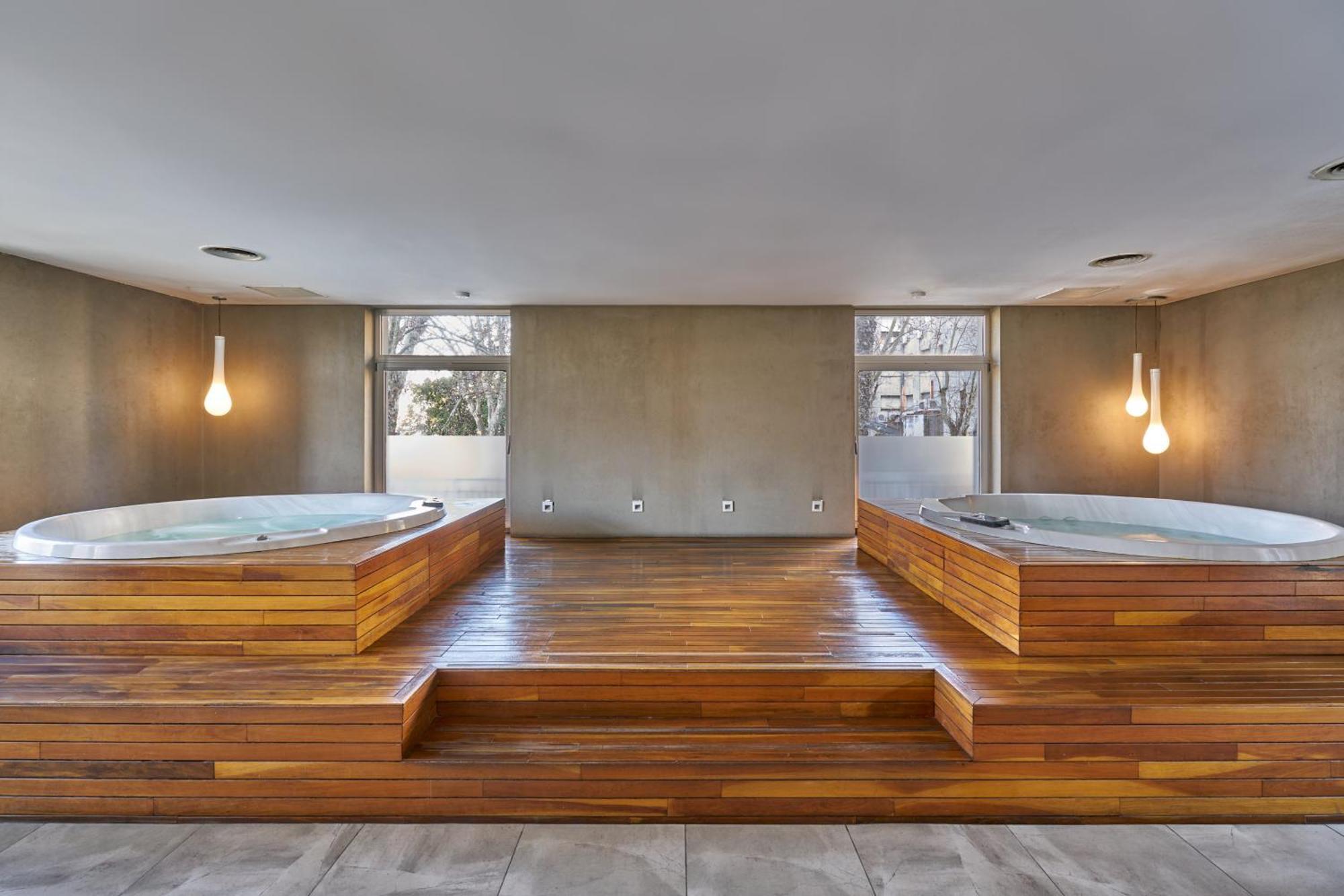 Madero Urbano 4* Ciudad Autónoma de Buenos Aires