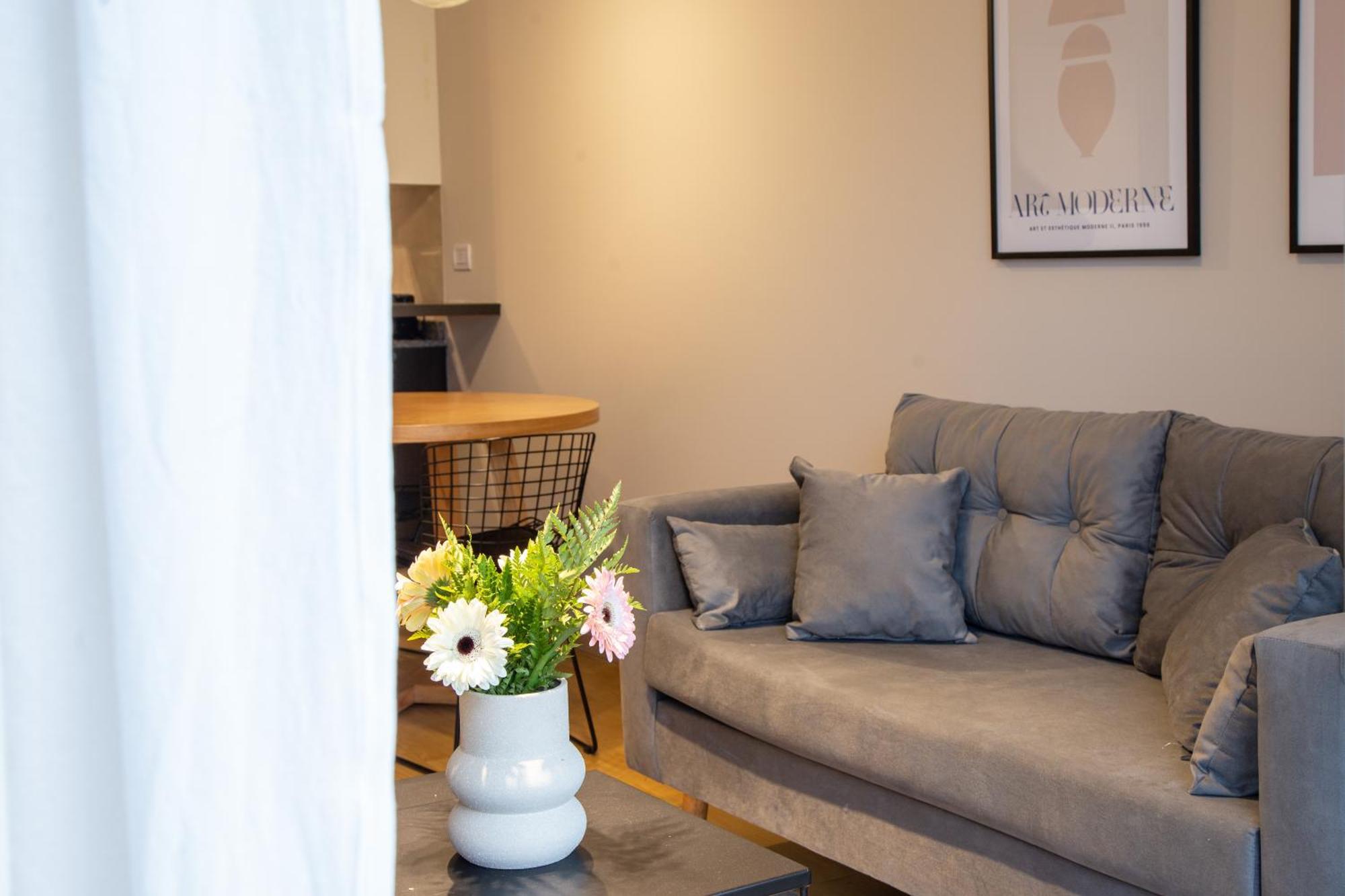 Apartment Jasmine Stylish