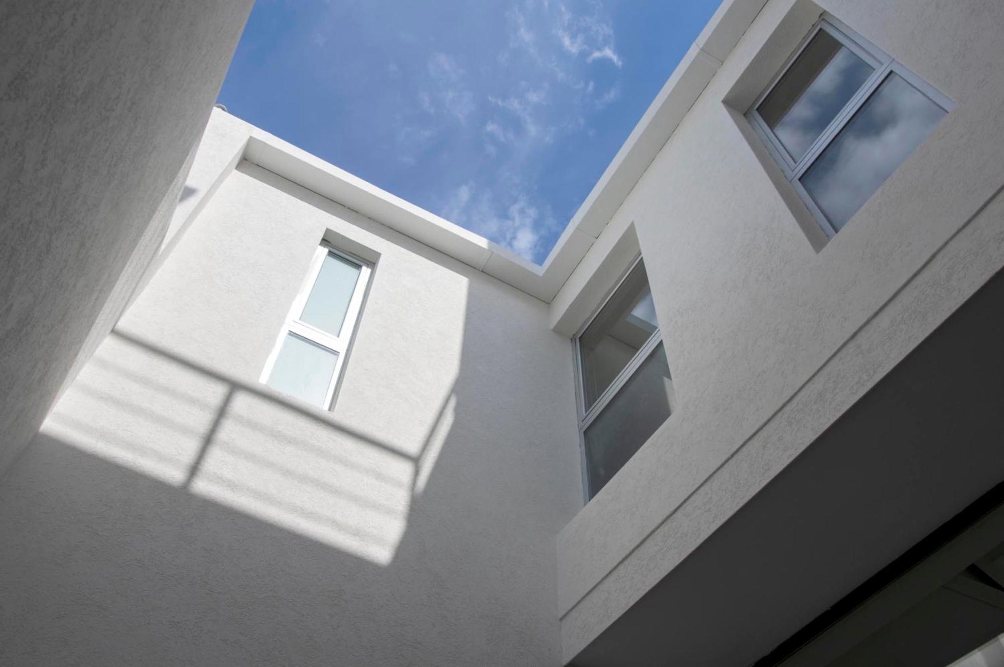 Fliphaus Loyola 1500 - Lux House Palermo Holly