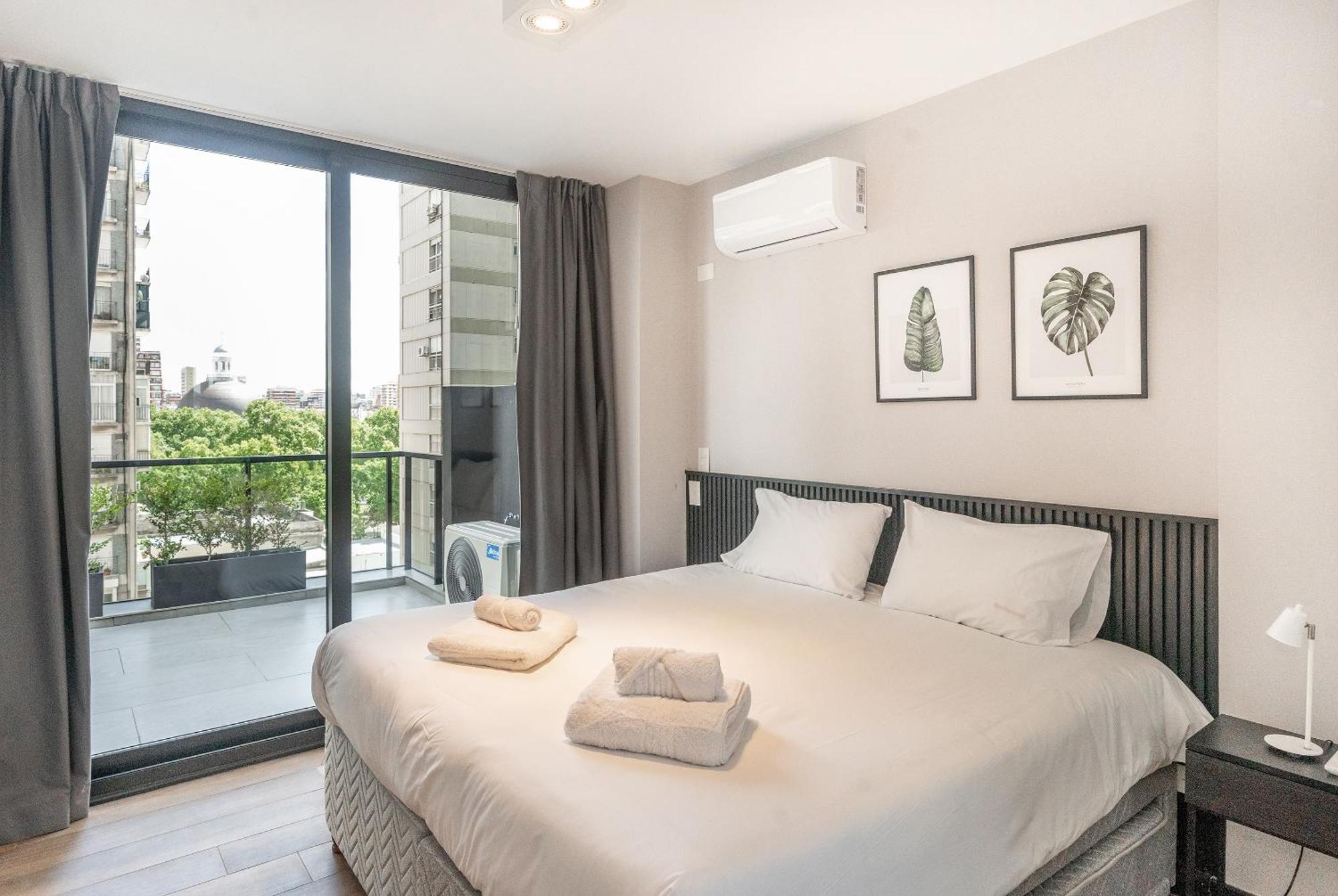 Live Soho Boutique & Arcos Apartment