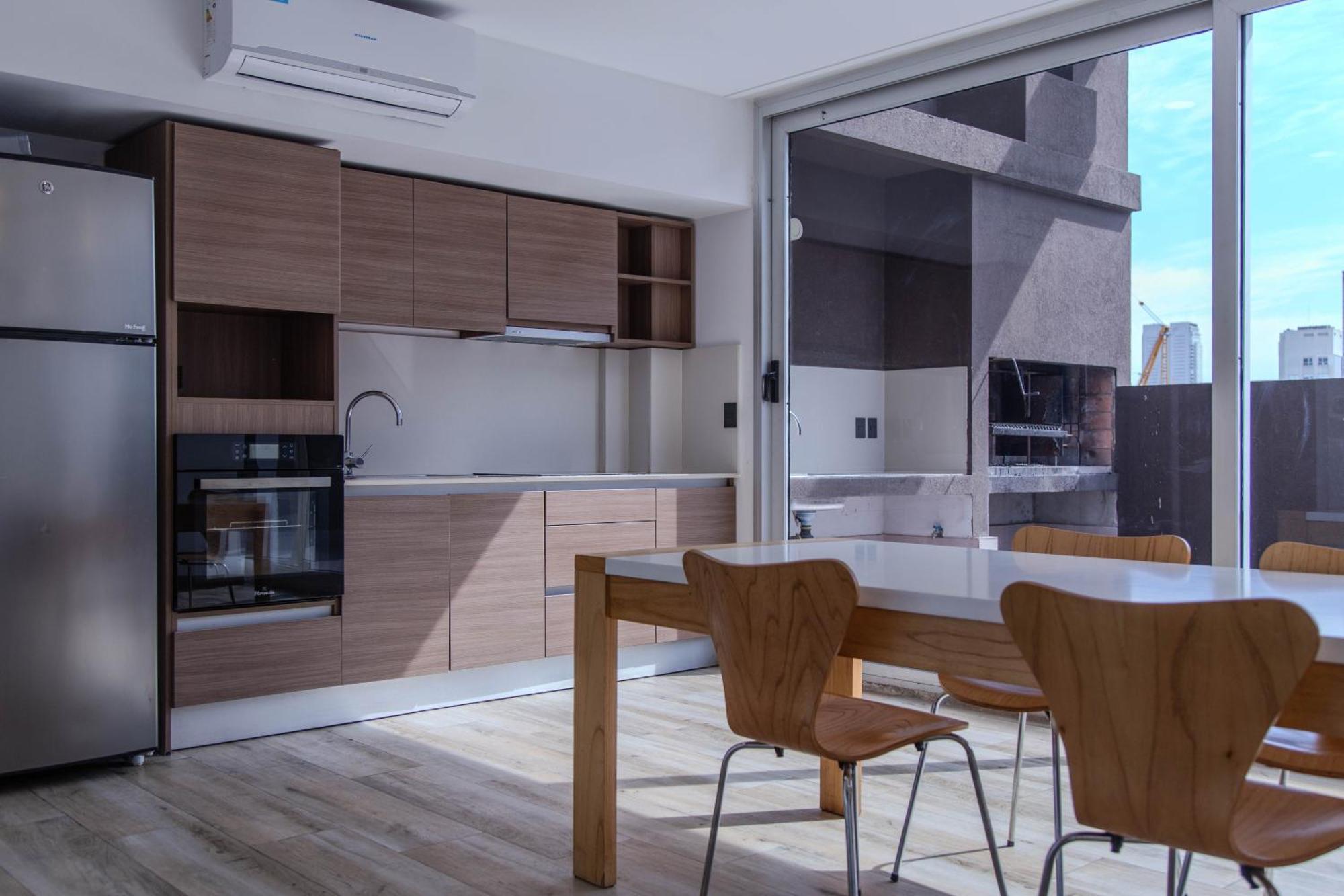 Cattleya Beautiful Apartment