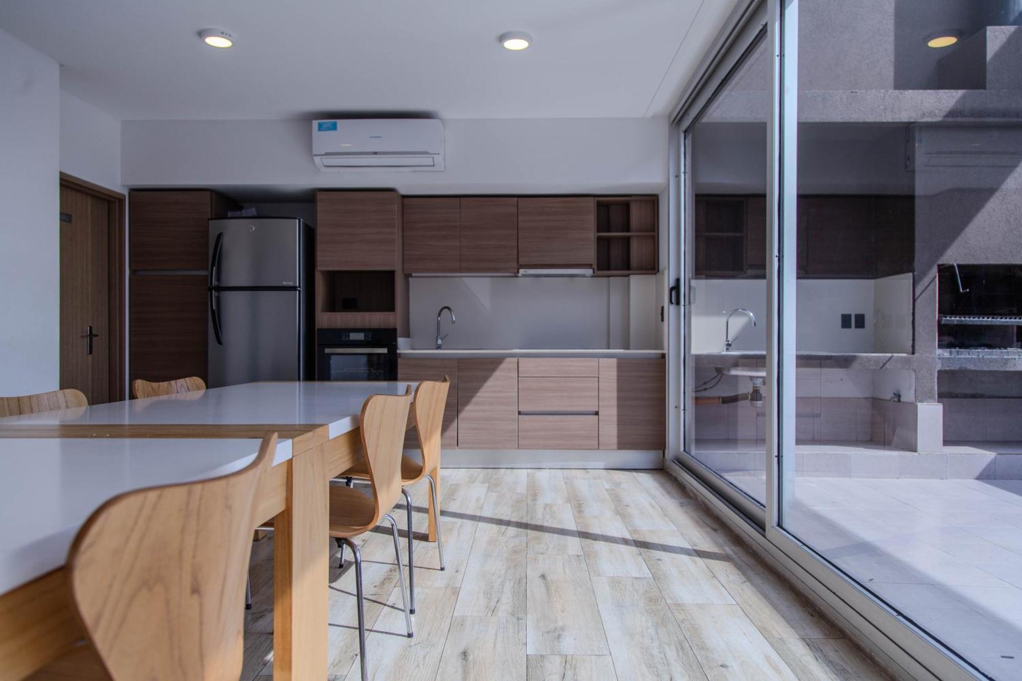 Cattleya Beautiful Apartment