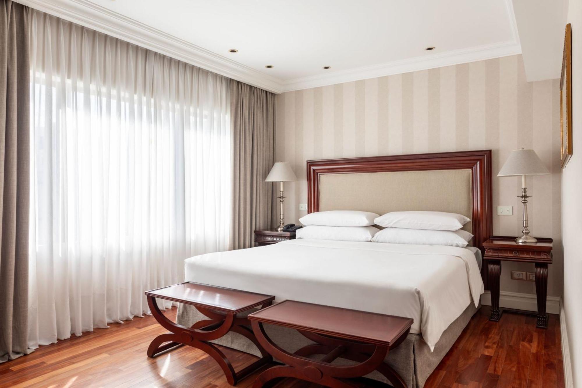 Marriott Hotel 5*