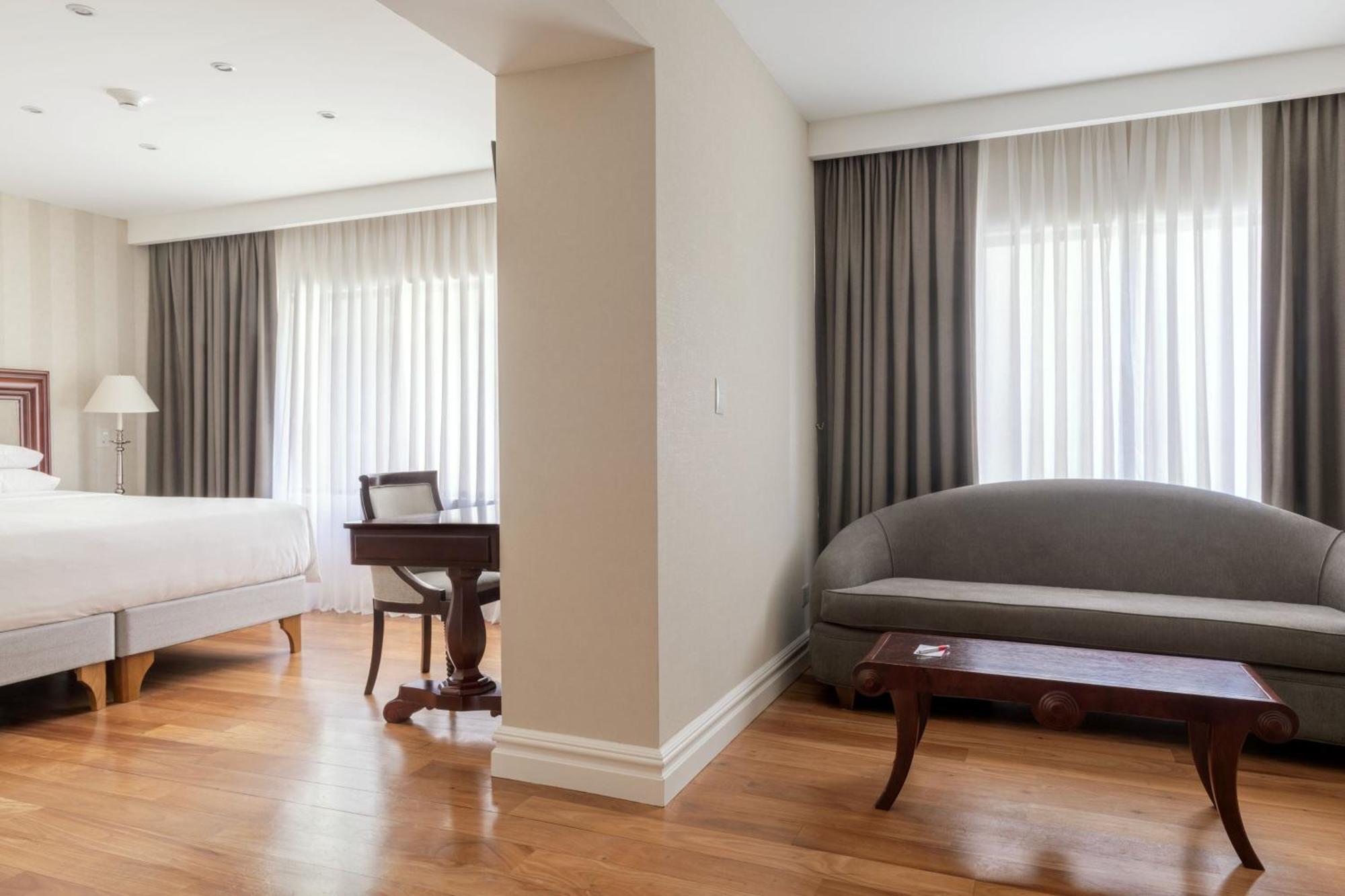 Hotel Marriott 5*
