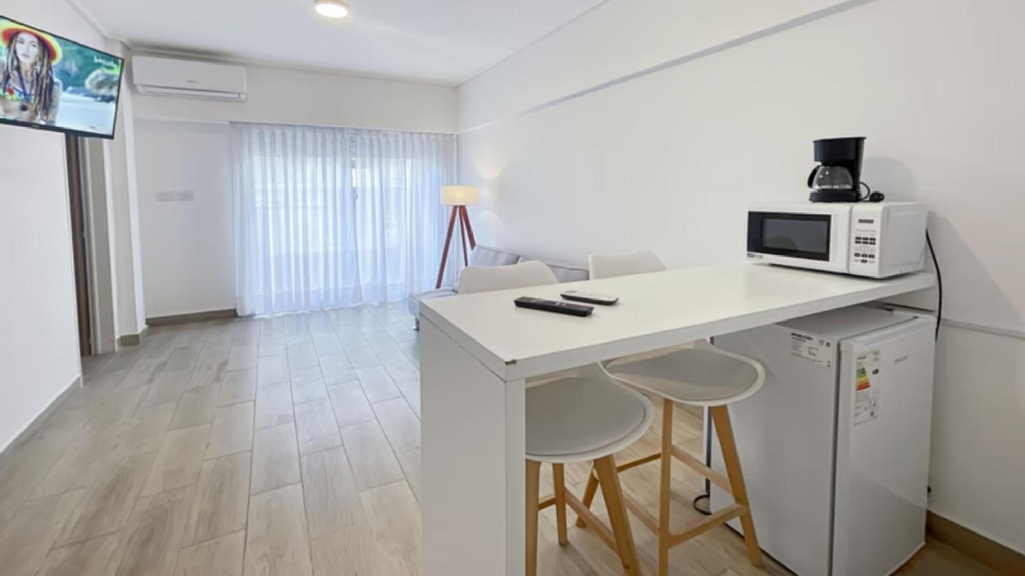 Apartment Modern With Amenities In The Heart Of The Saenz Pena -u4 *