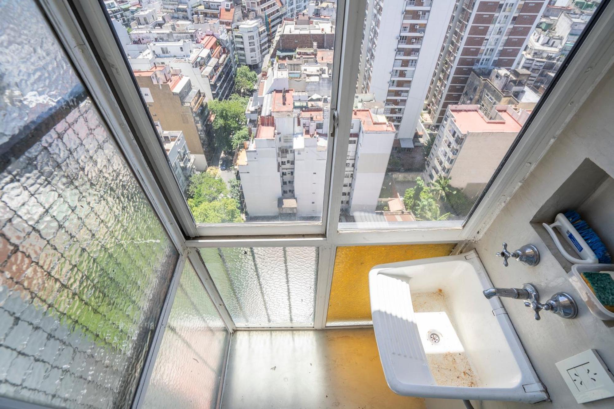 Apartment 3 Ambientes En Belgrano Con Increibles Vistas, Piso 19 *