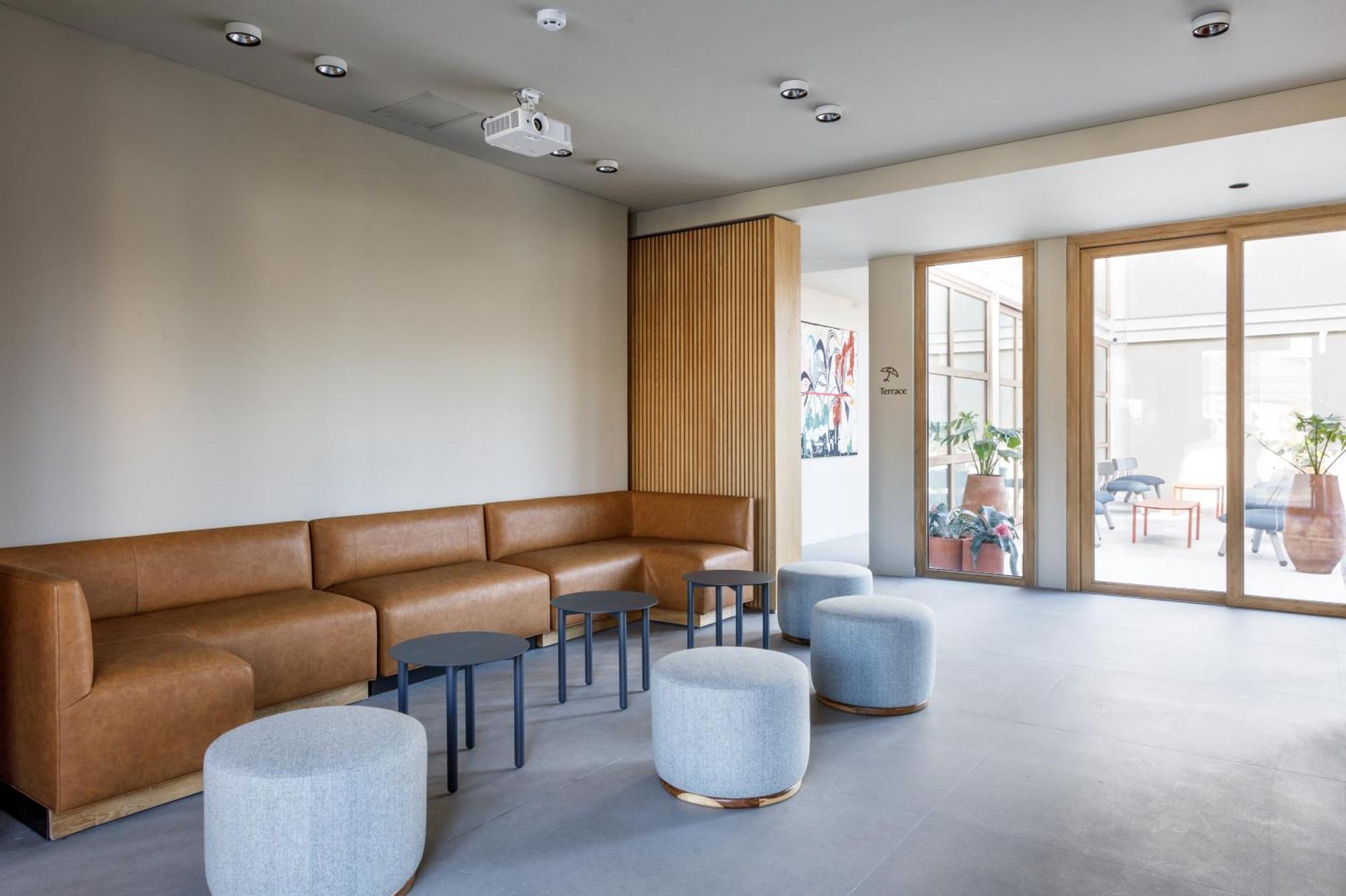 Bromelia Boutique 4*