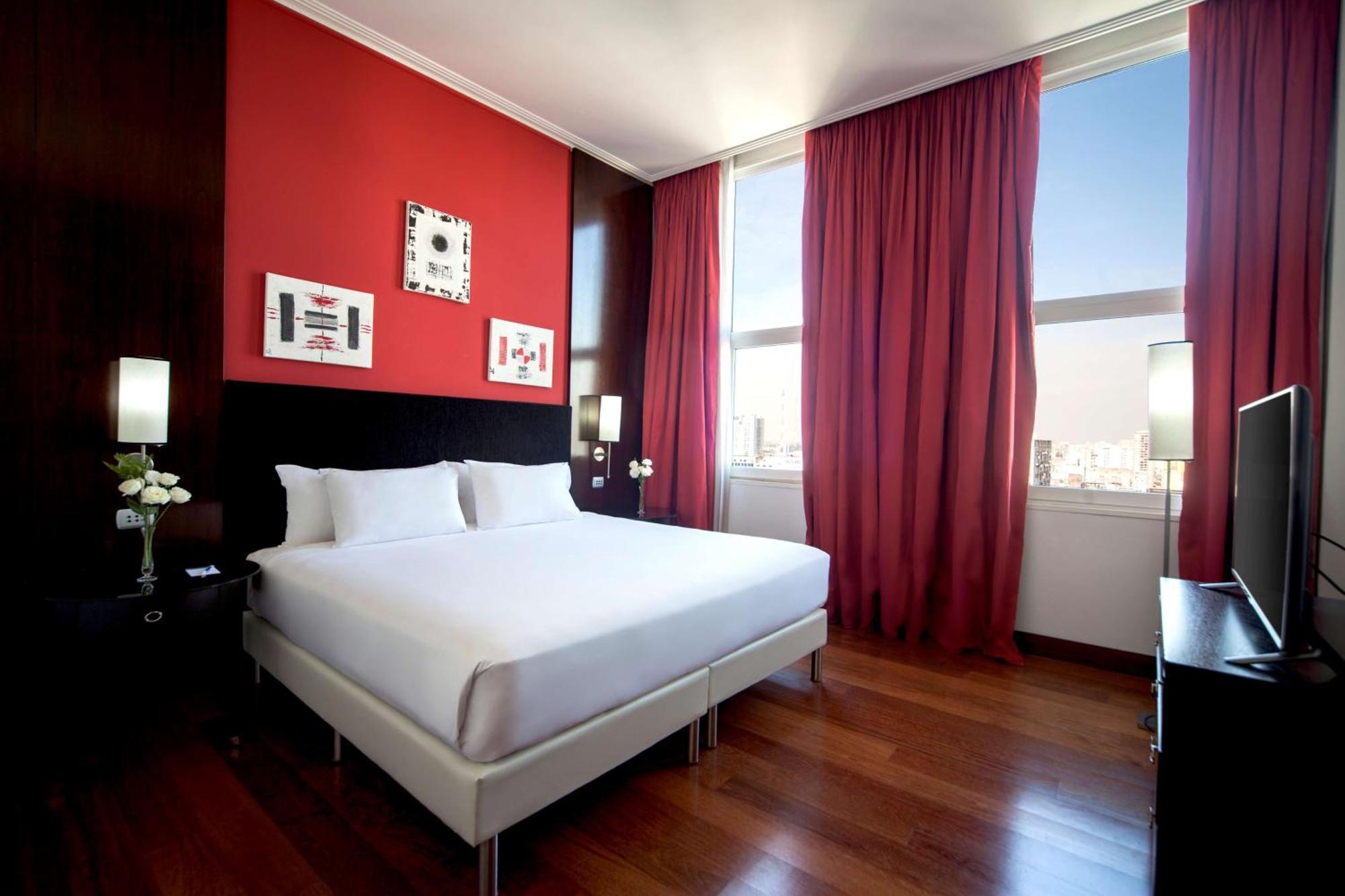 Nh 5* Buenos Aires