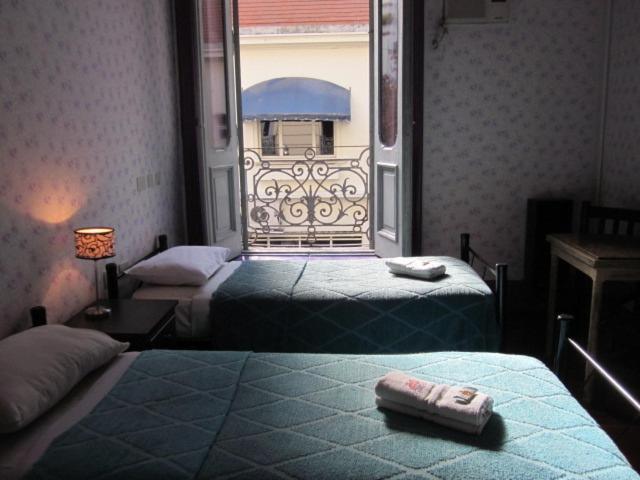 Ayres Portenos 2* Buenos Aires