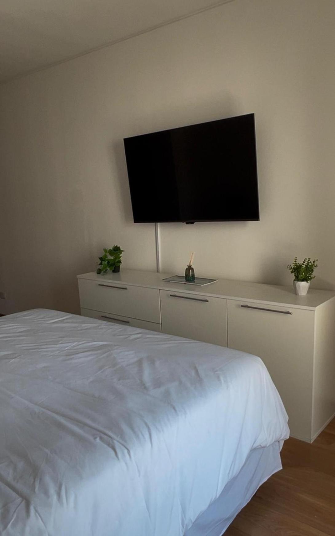 Crespo Con Amenities Apartment *