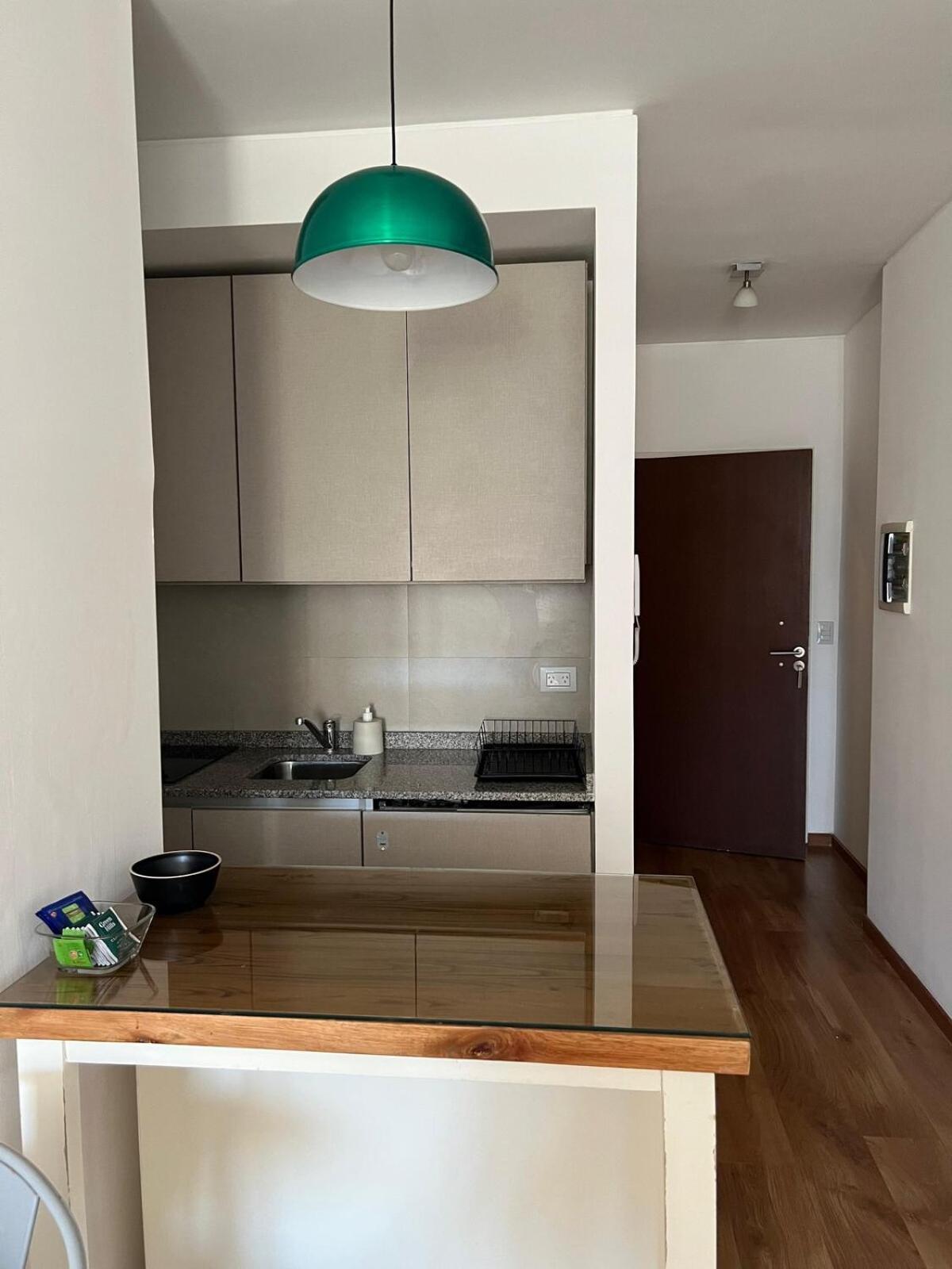 Crespo Con Amenities Apartment *
