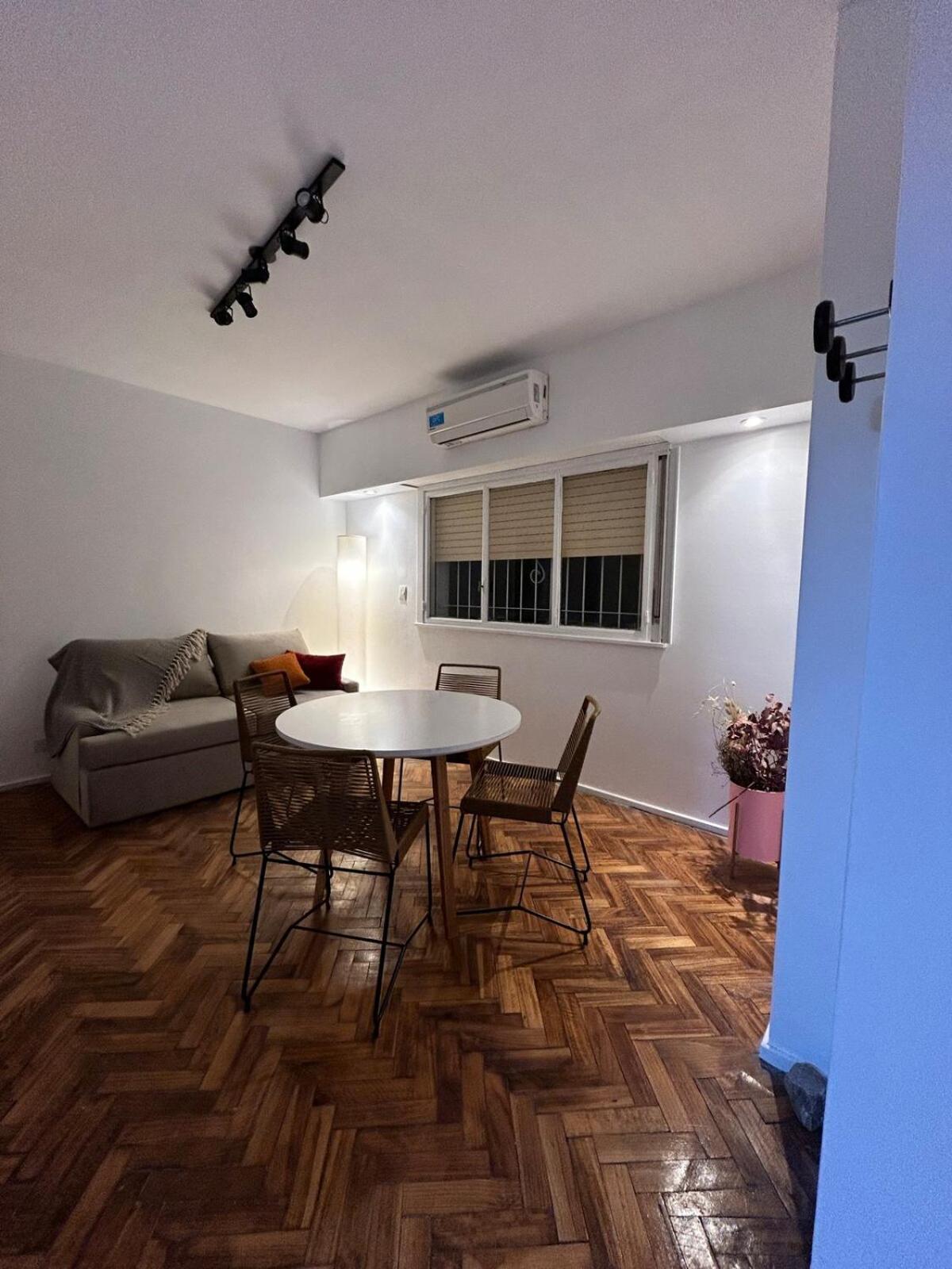 Apartamento Dpto Completo, Luminoso Y Tranquilo En San Telmo