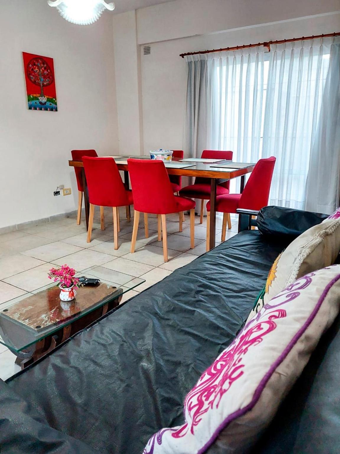 Departamento 6 Con Cochera A 4 Cuadras Subte H