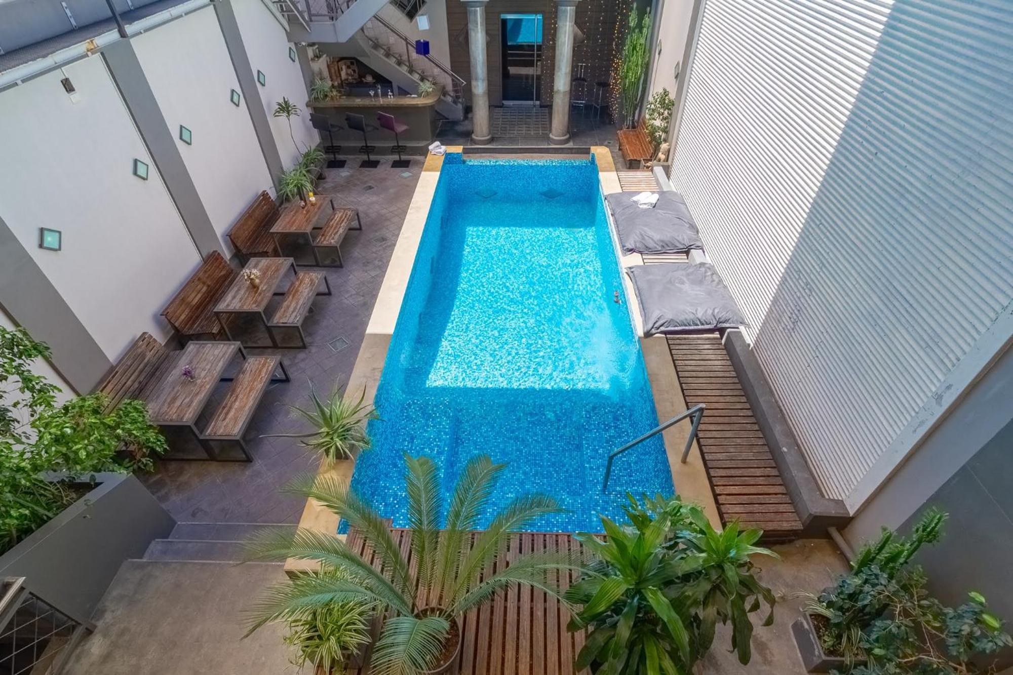 Prodeo + Lounge Hotel