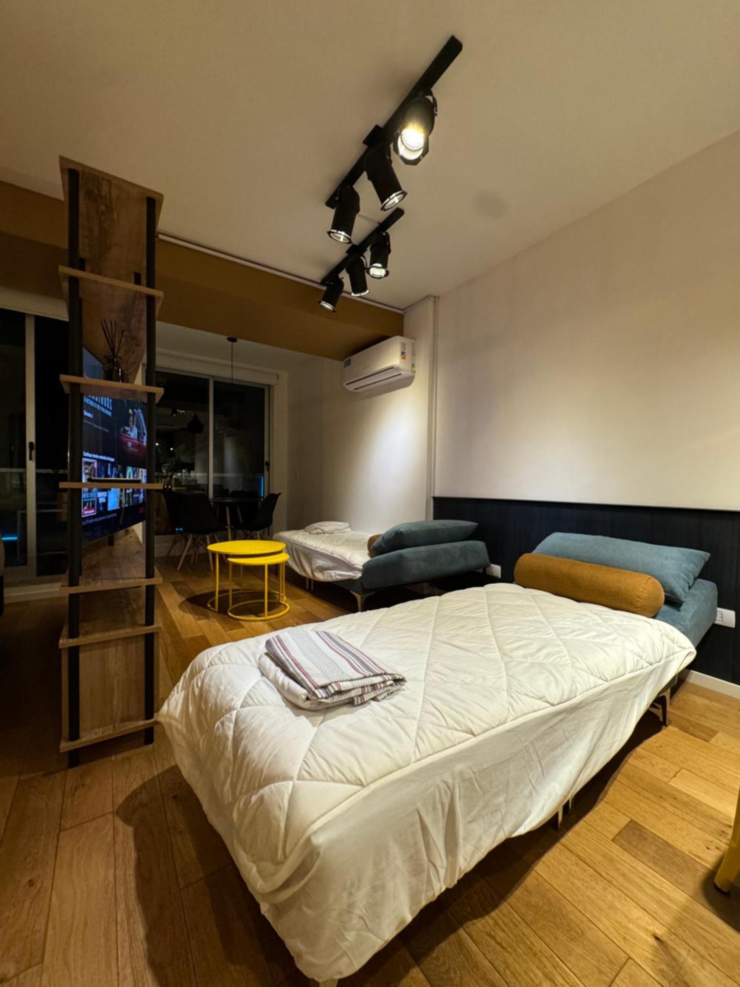 Foster Recoleta * Buenos Aires
