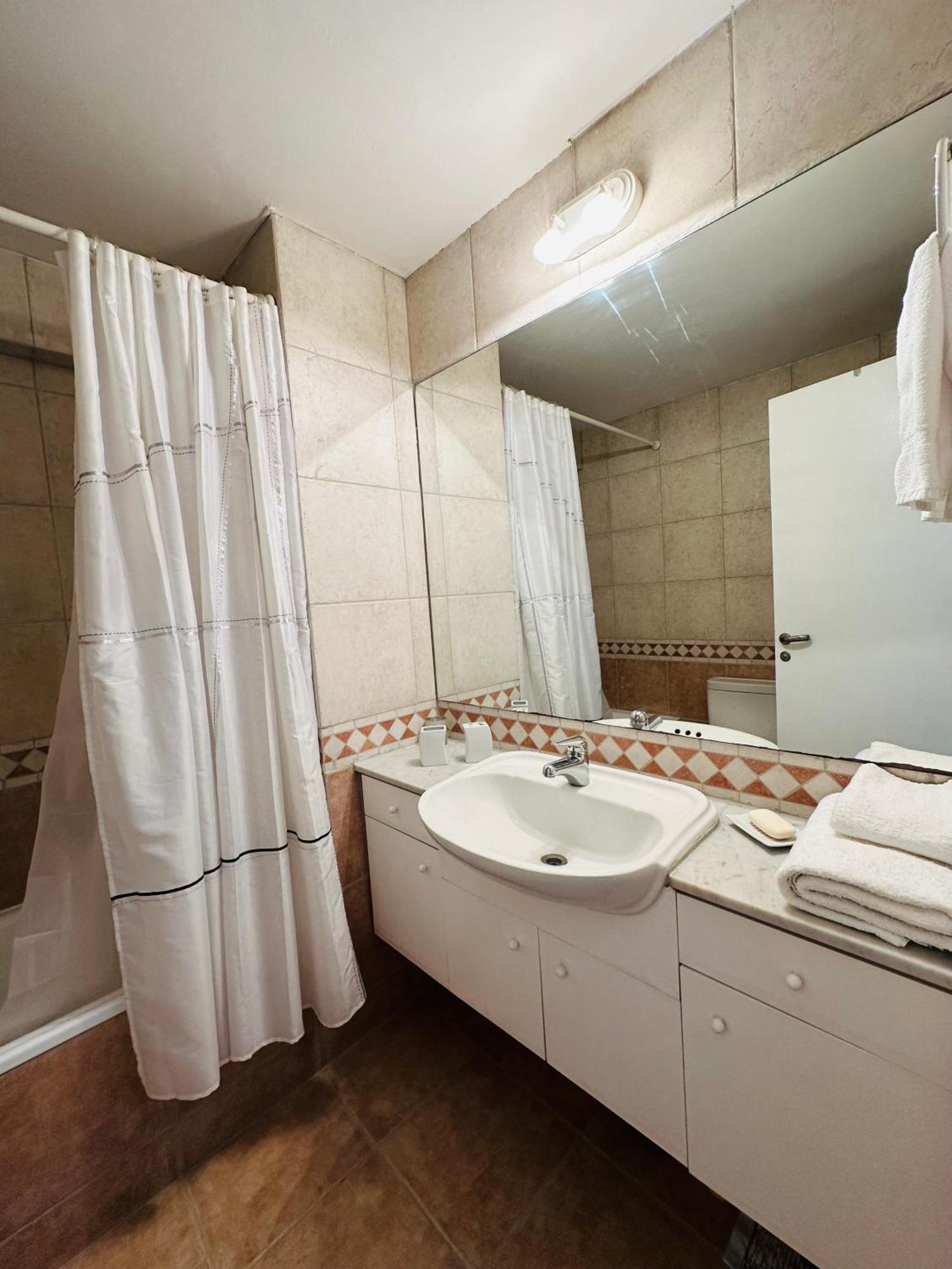 Avenida Del Libertador Apartment