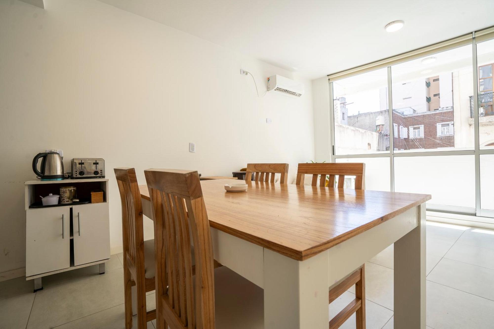 Bolivar By Sky Host Apartment