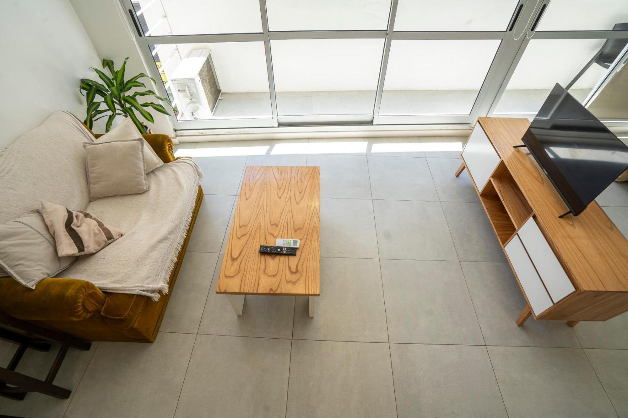 Bolivar By Sky Host Apartment