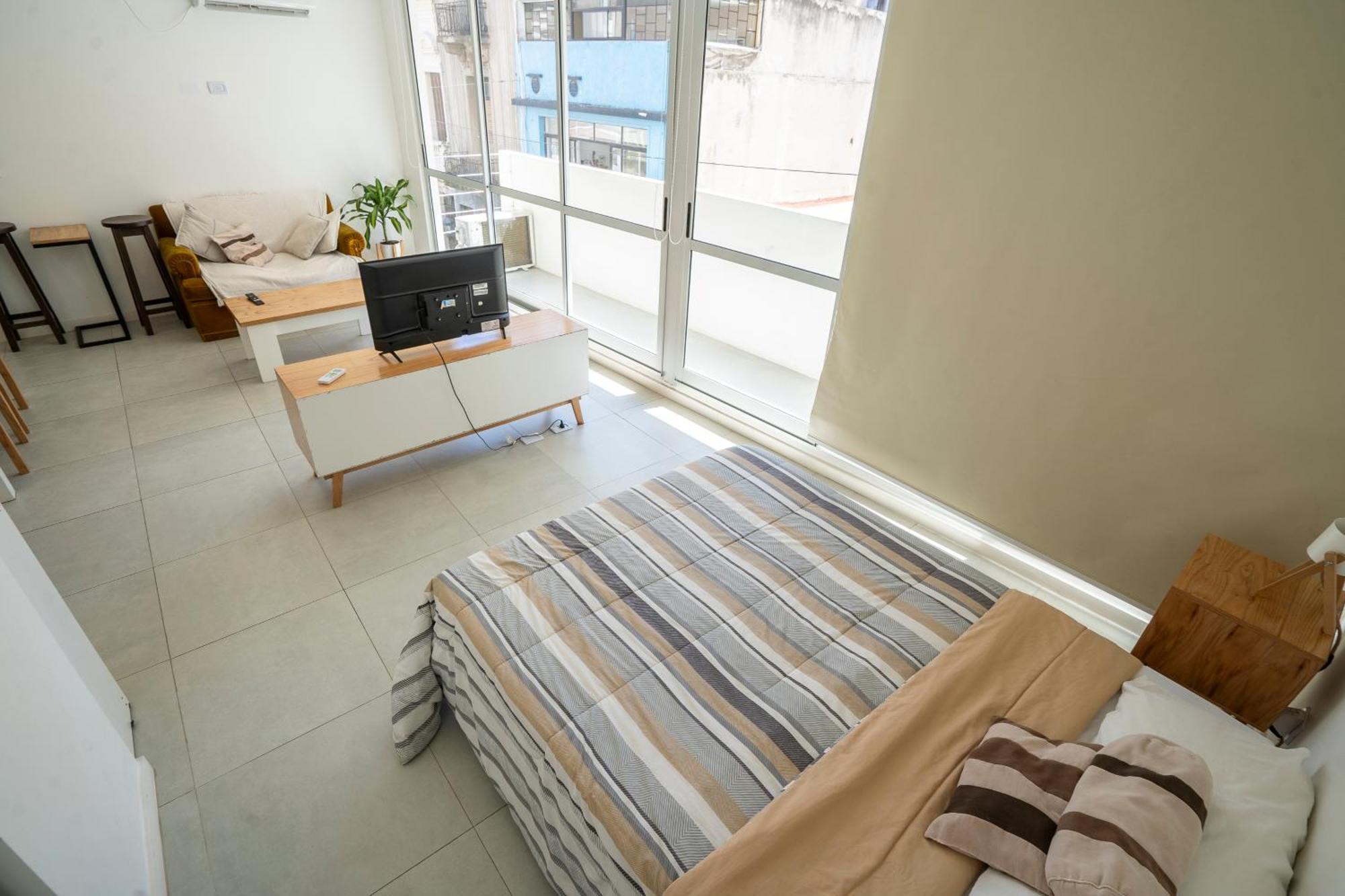 Bolivar By Sky Host Apartment