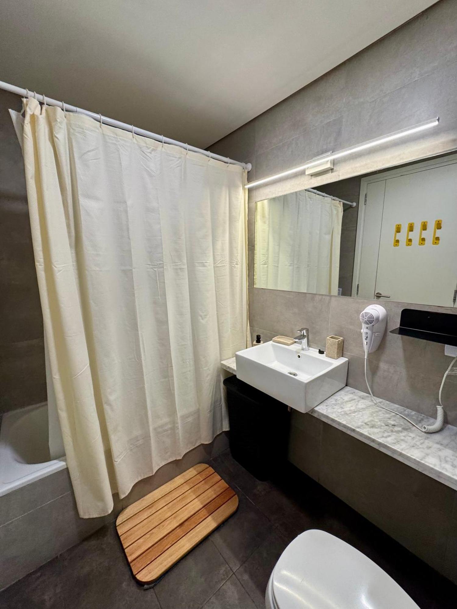 Foster Studio Recoleta *