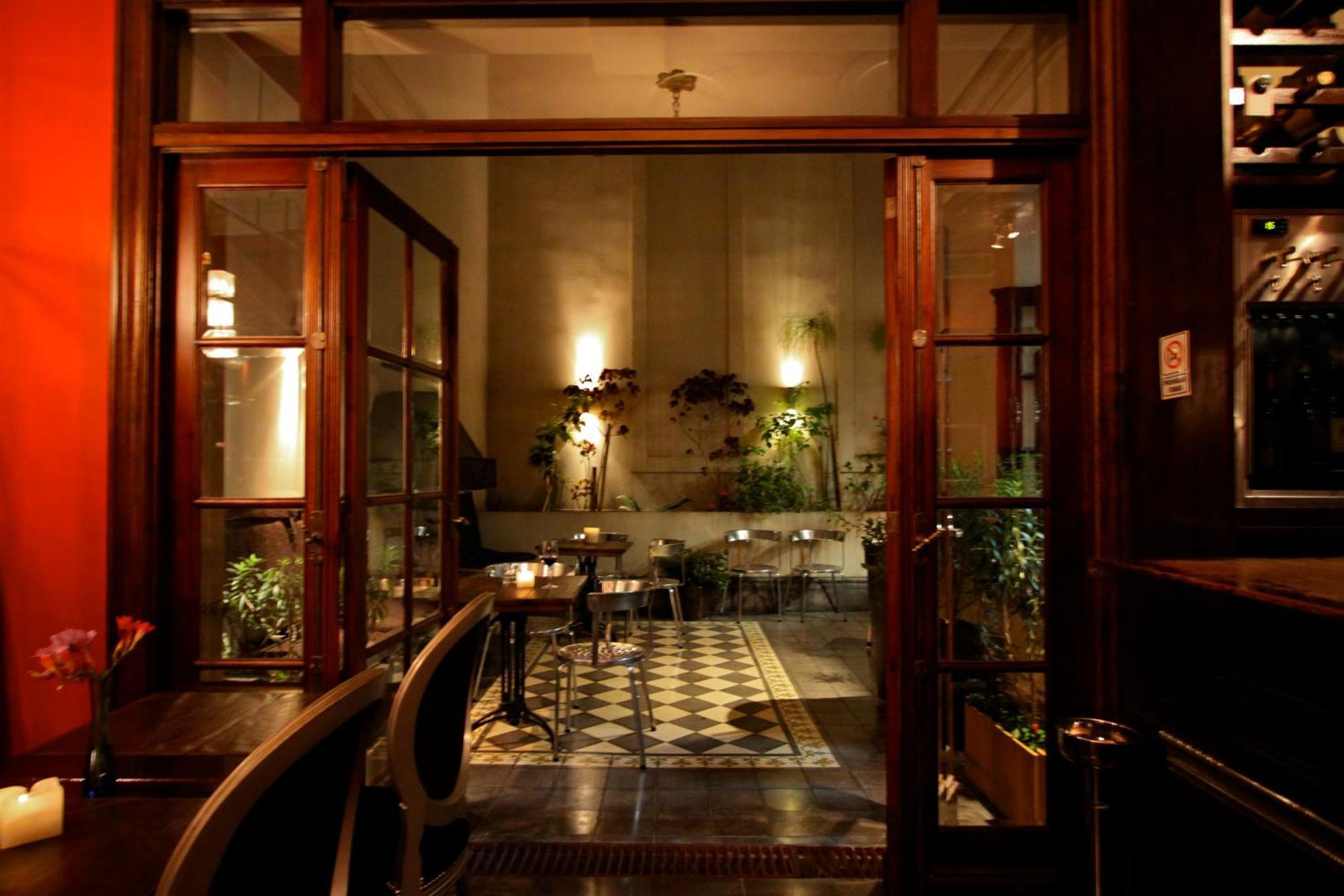 Miravida Soho & Wine Bar Buenos Aires