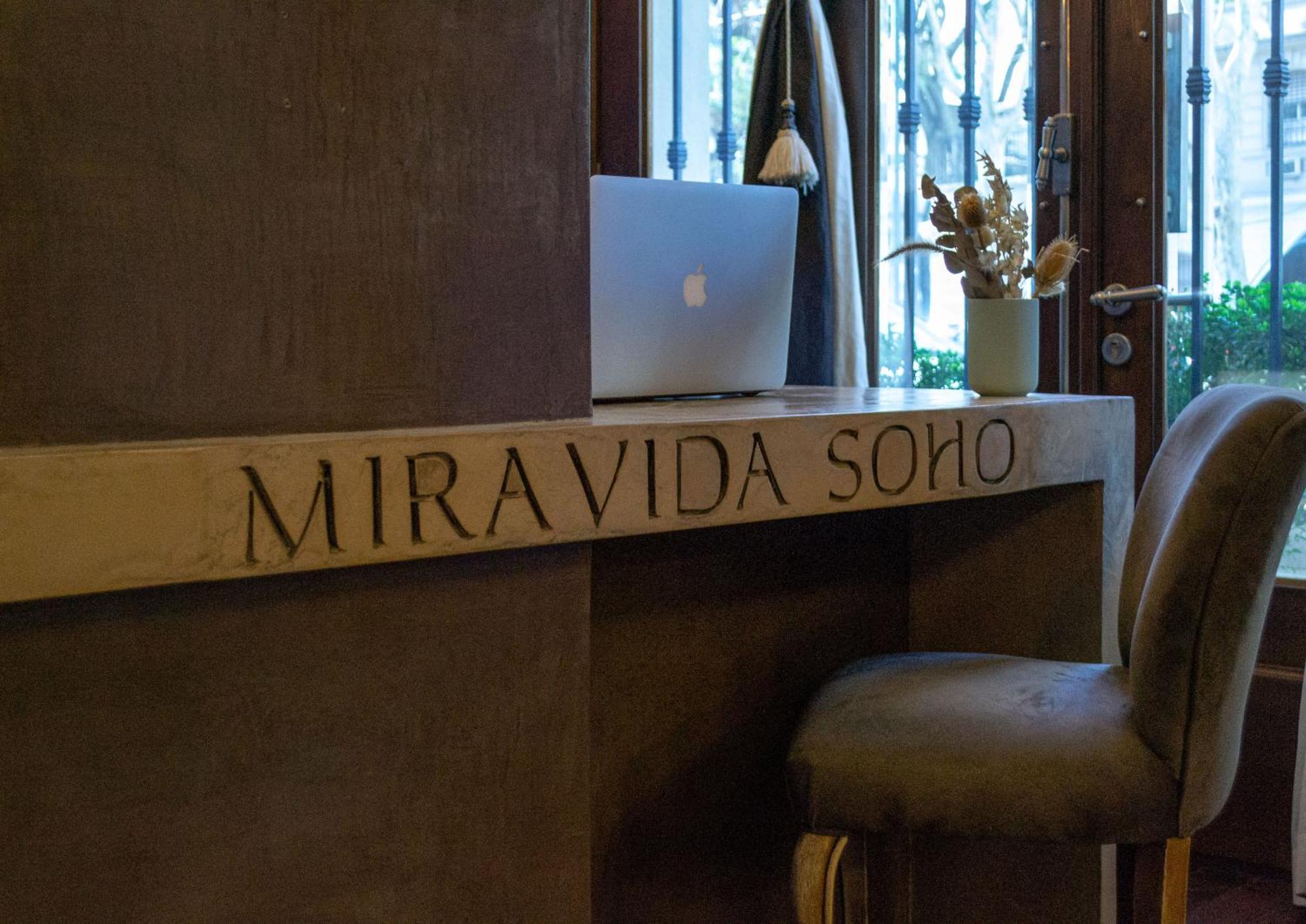 Miravida Soho & Wine Bar 3*