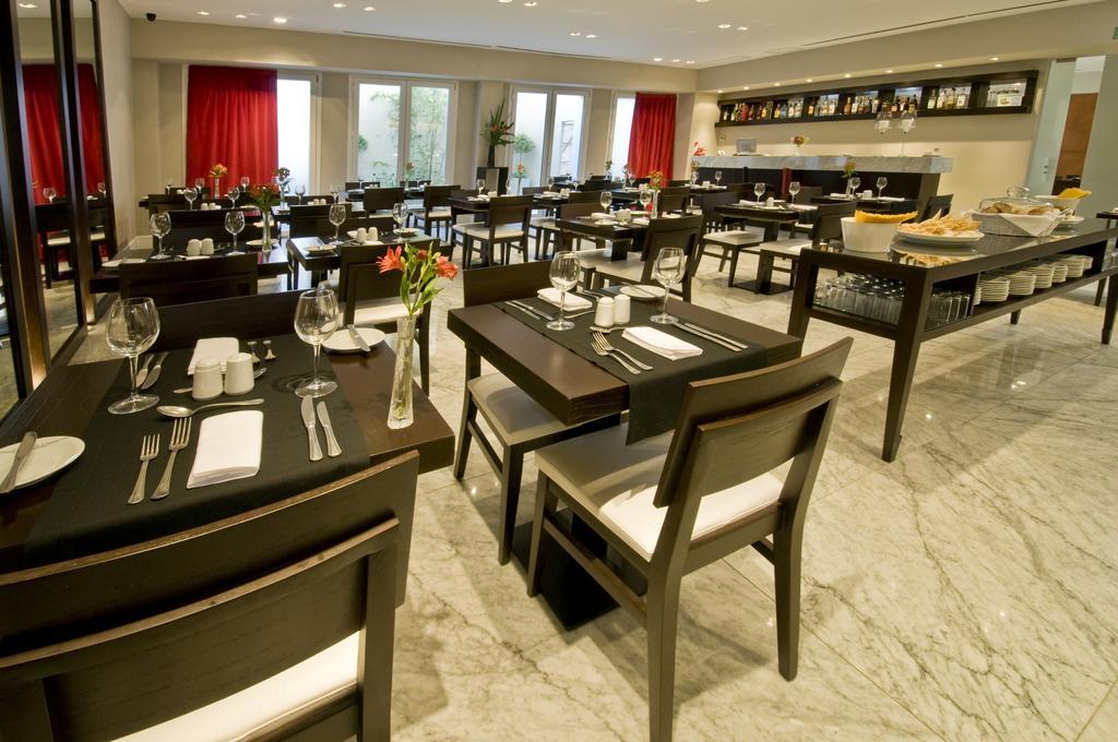 Broadway & Hotel 4*