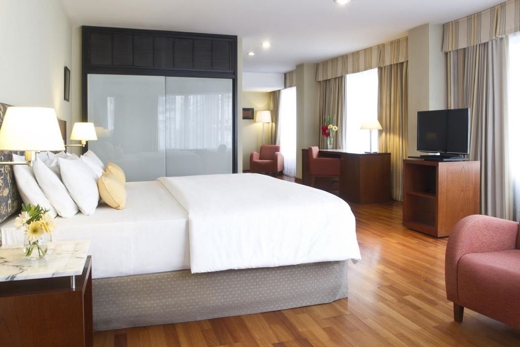 Nh Latino Hotel