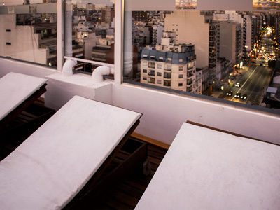 Isi Baires 3*
