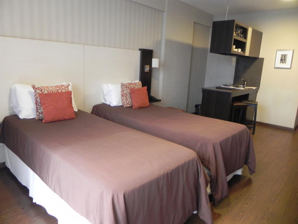 Aparthotel Fertilia Downtown 3*