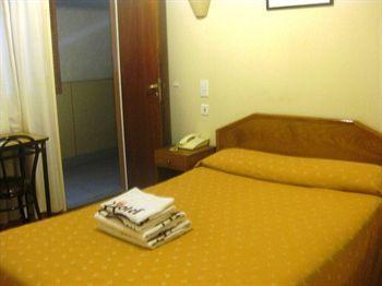 Rey 3* Buenos Aires