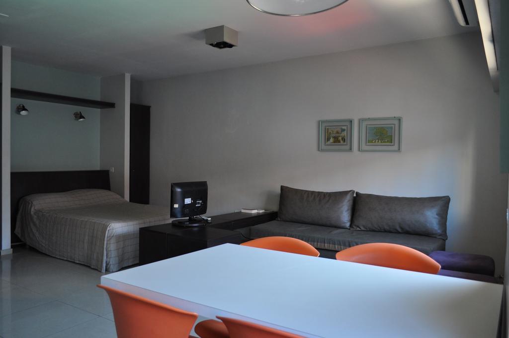 Apartamento Defensa 1057 *