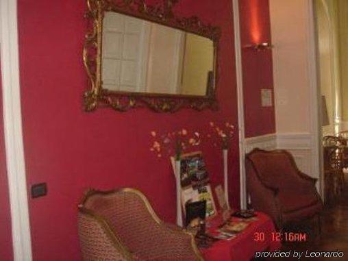 Frossard Hotel