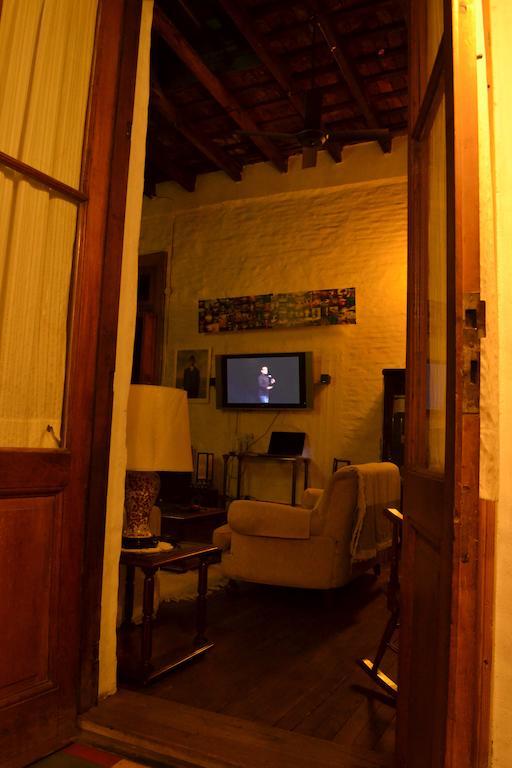 Hostel Meridiano *