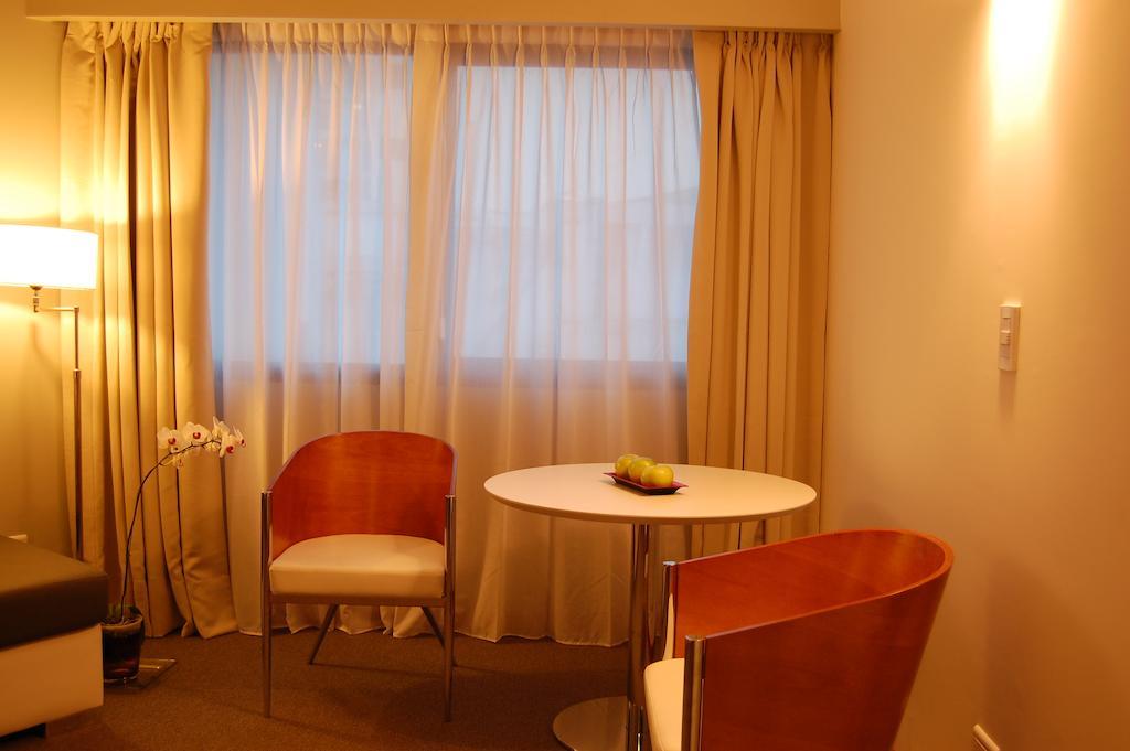 Aparthotel Monserrat 4*