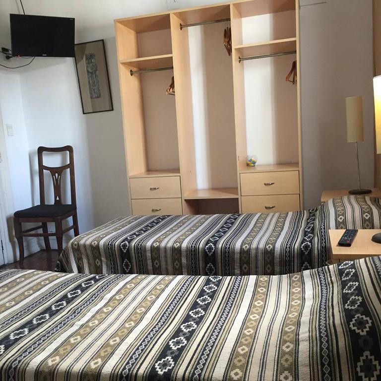 Bed & Breakfast Lgy Only Men Buenos Aires