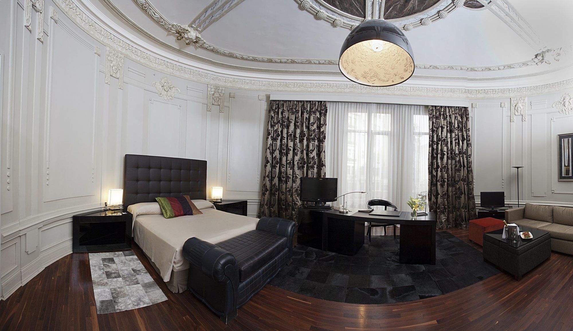 Hotel Savoy 4*