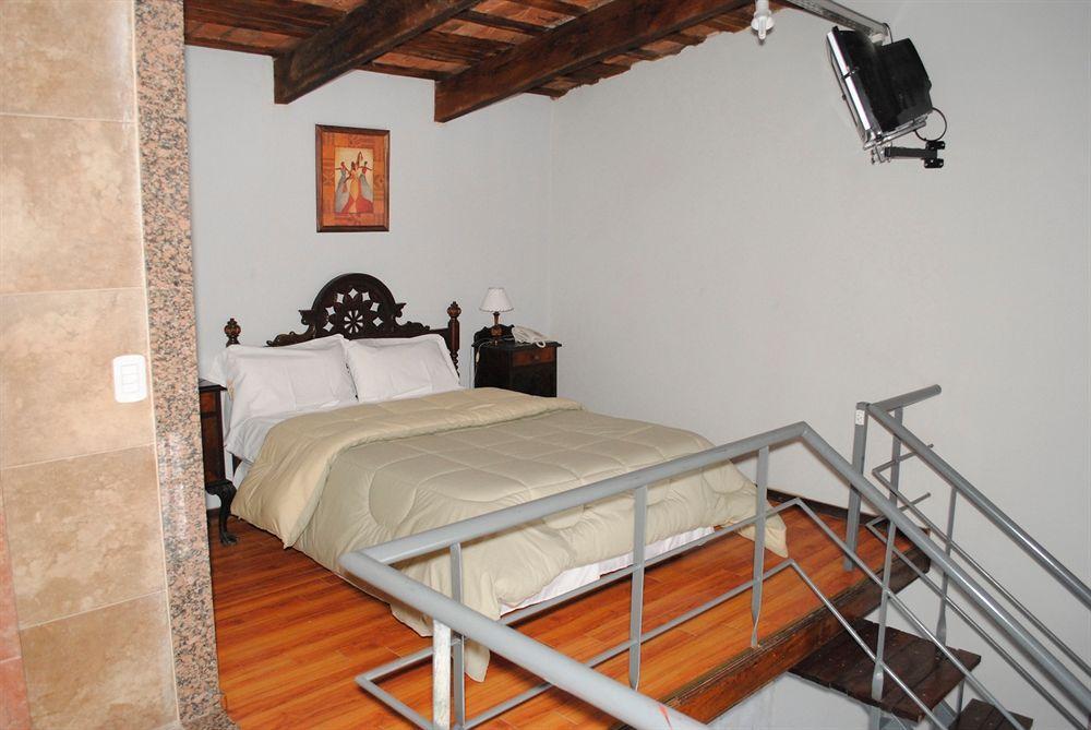 La Fresque Hotel