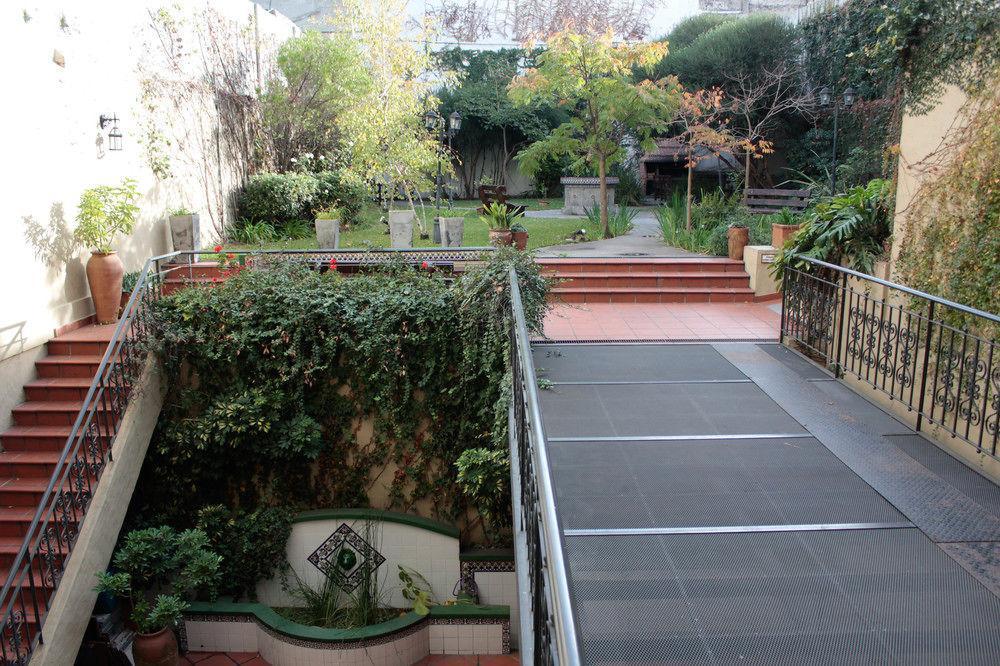 Entis Residencia Universitaria Pensión 2*
