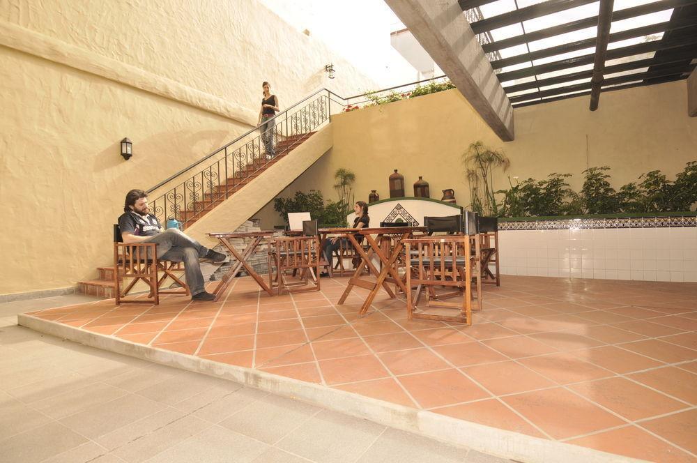 Entis Residencia Universitaria Pensión